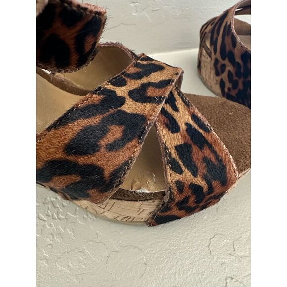 Chinese Laundry Cheetah Wedge - Picture 7 of 11
